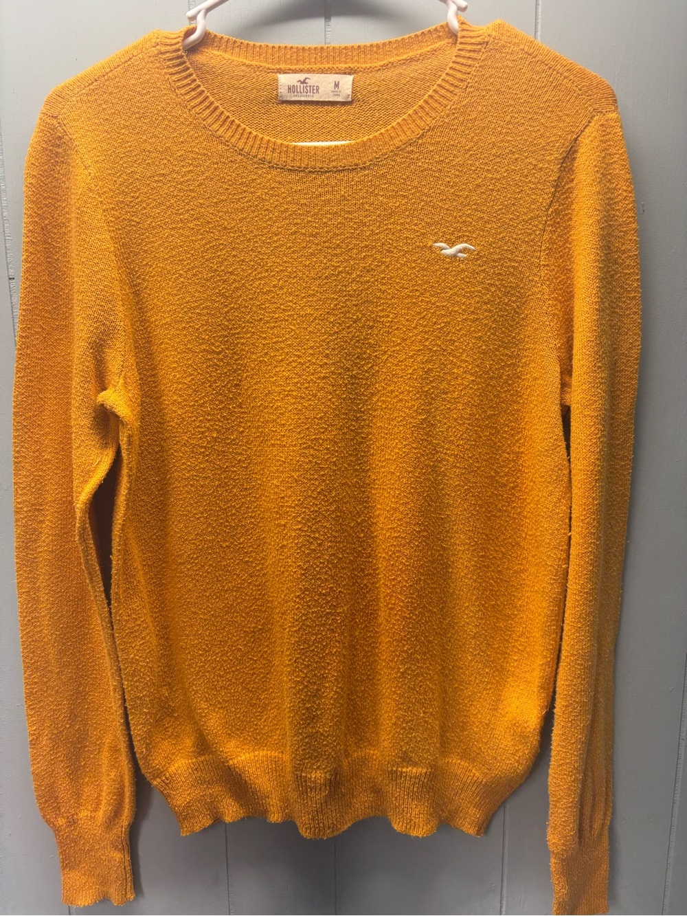 Hollister Women's Golden Yellow Crewneck Sweater